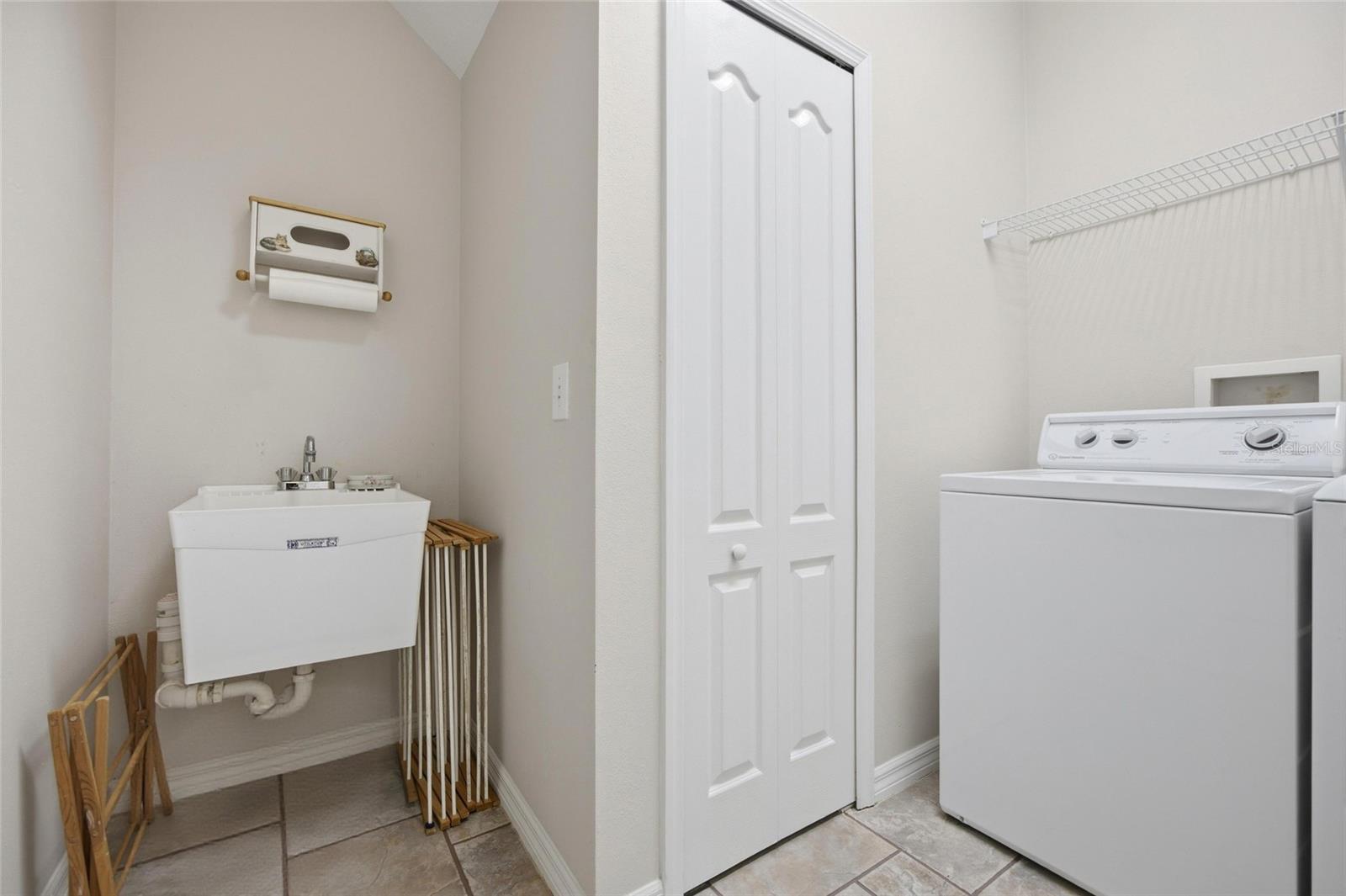 REFLECTIONS PH 1 - Residential