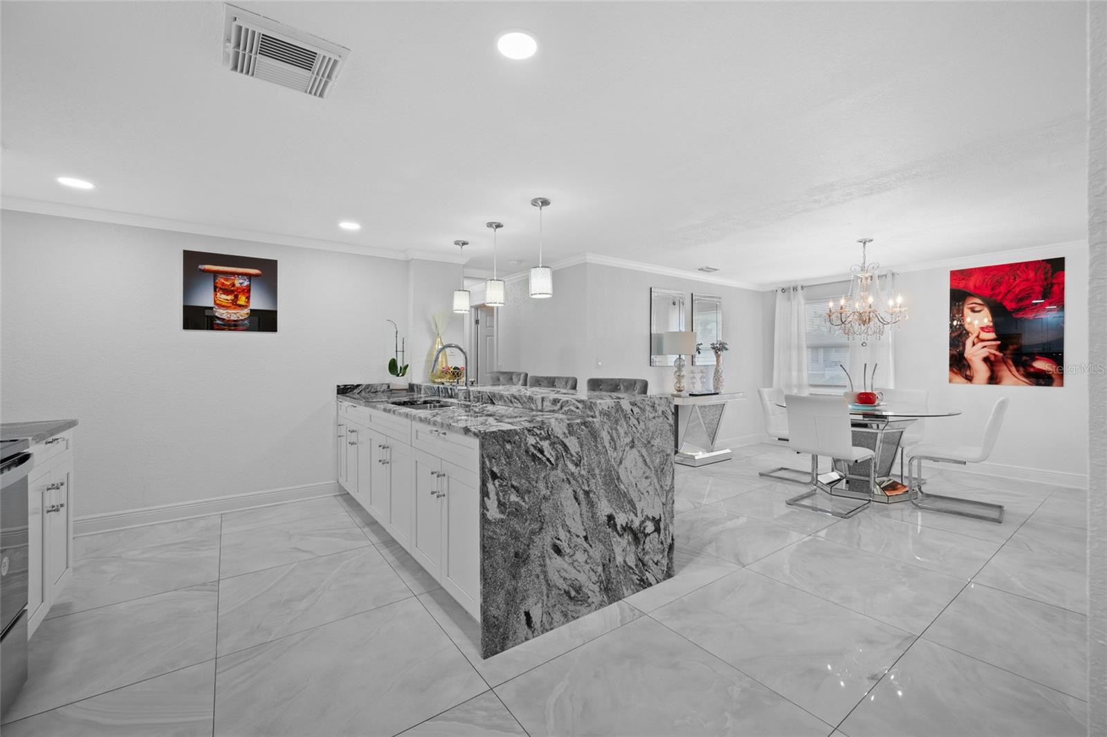 SOUTHERN COMFORT HOMES UNIT - Residential