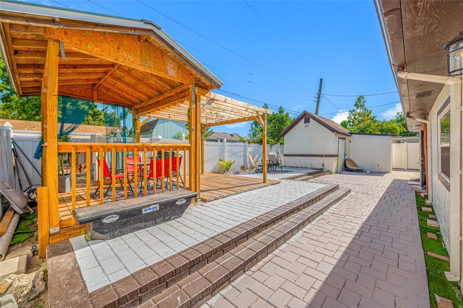 SOUTHERN COMFORT HOMES UNIT - Residential