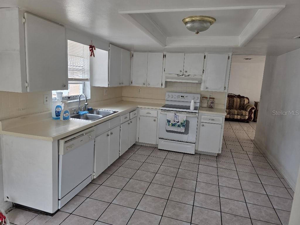 PALM TERRACE GARDENS - Residential