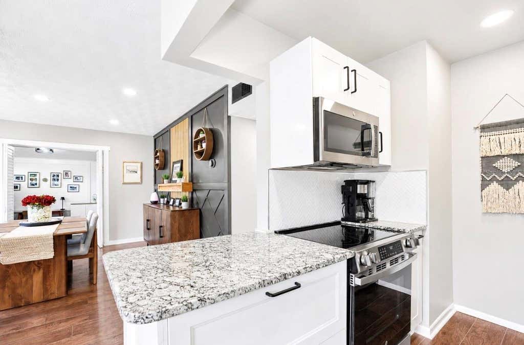 Photo of 626 Laura Lane, Dunedin, FL 34698 (MLS # TB8540521)