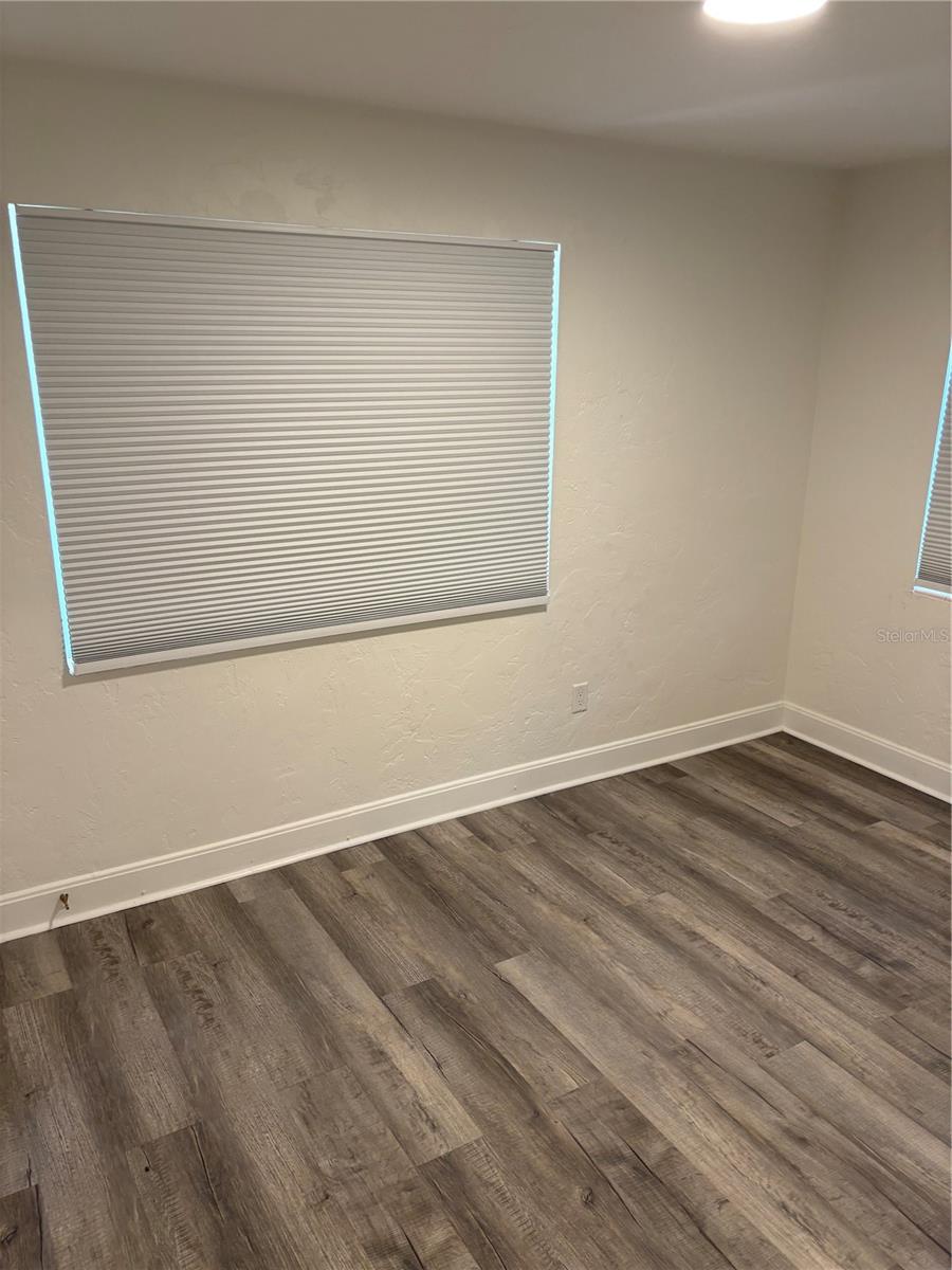 MURREY HILL COURT - Residential