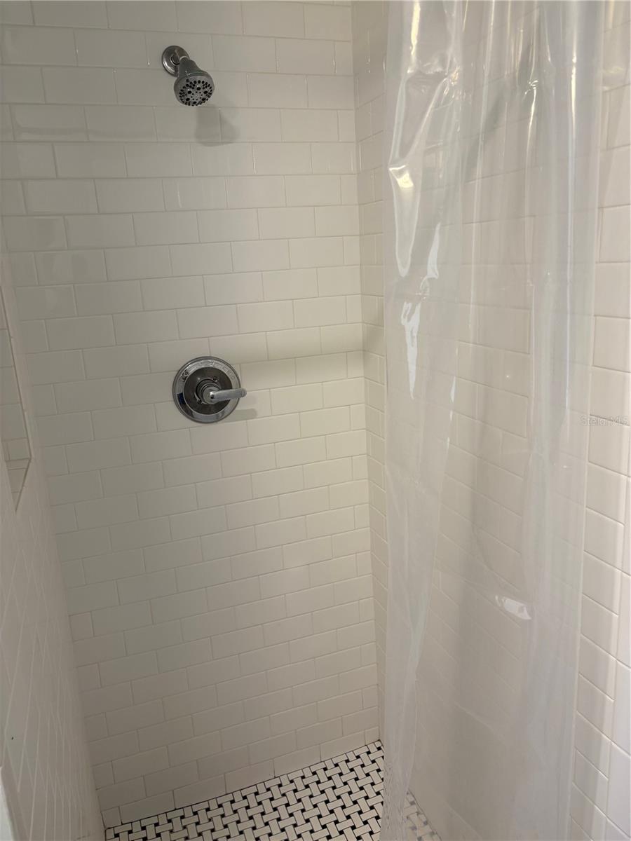 MURREY HILL COURT - Residential