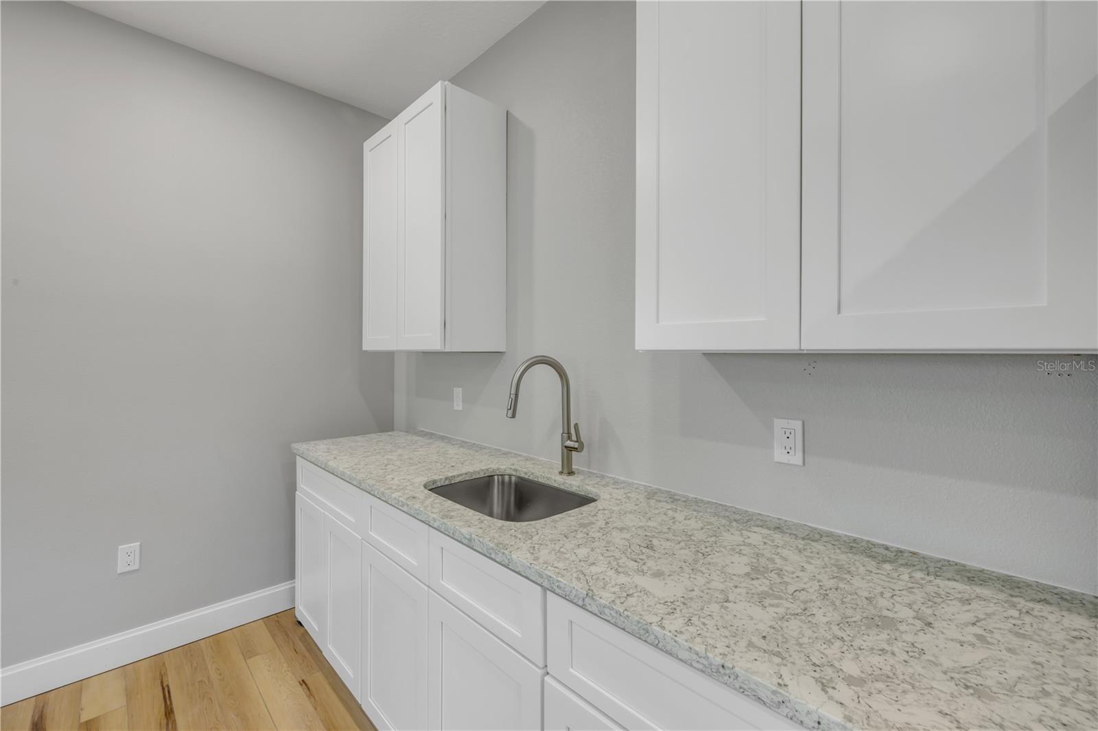 NEW SMYRNA BEACH - Residential