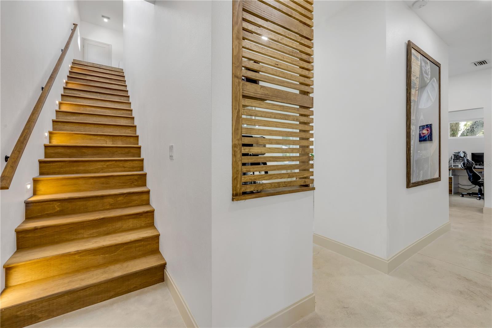 NEW SMYRNA BEACH - Residential