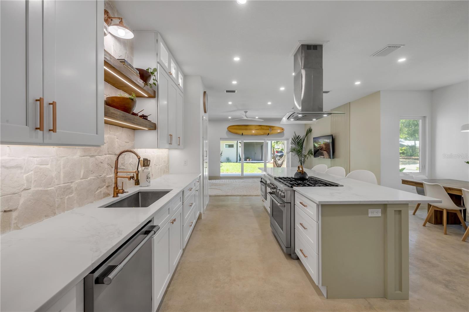 NEW SMYRNA BEACH - Residential