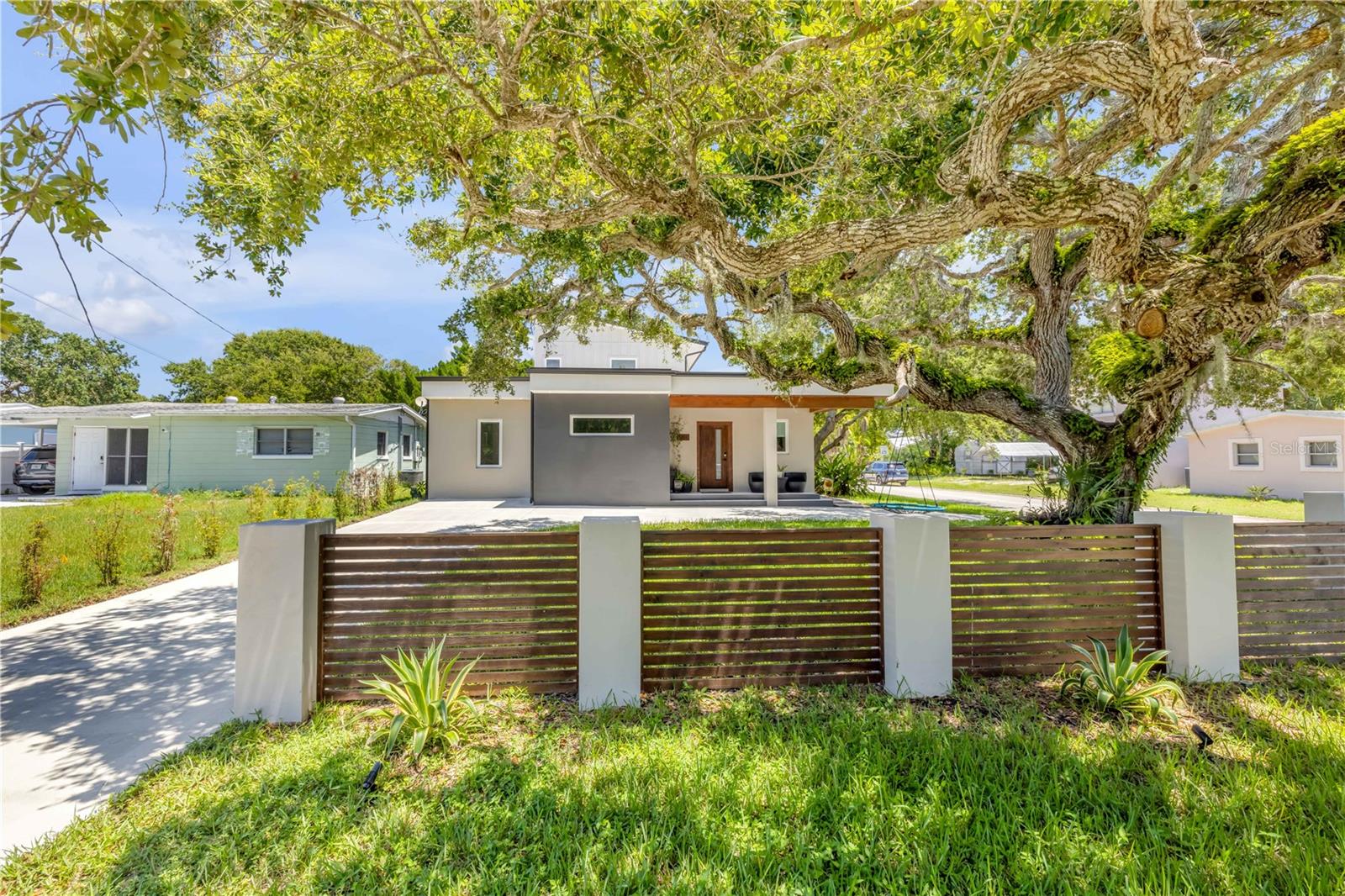 NEW SMYRNA BEACH - Residential