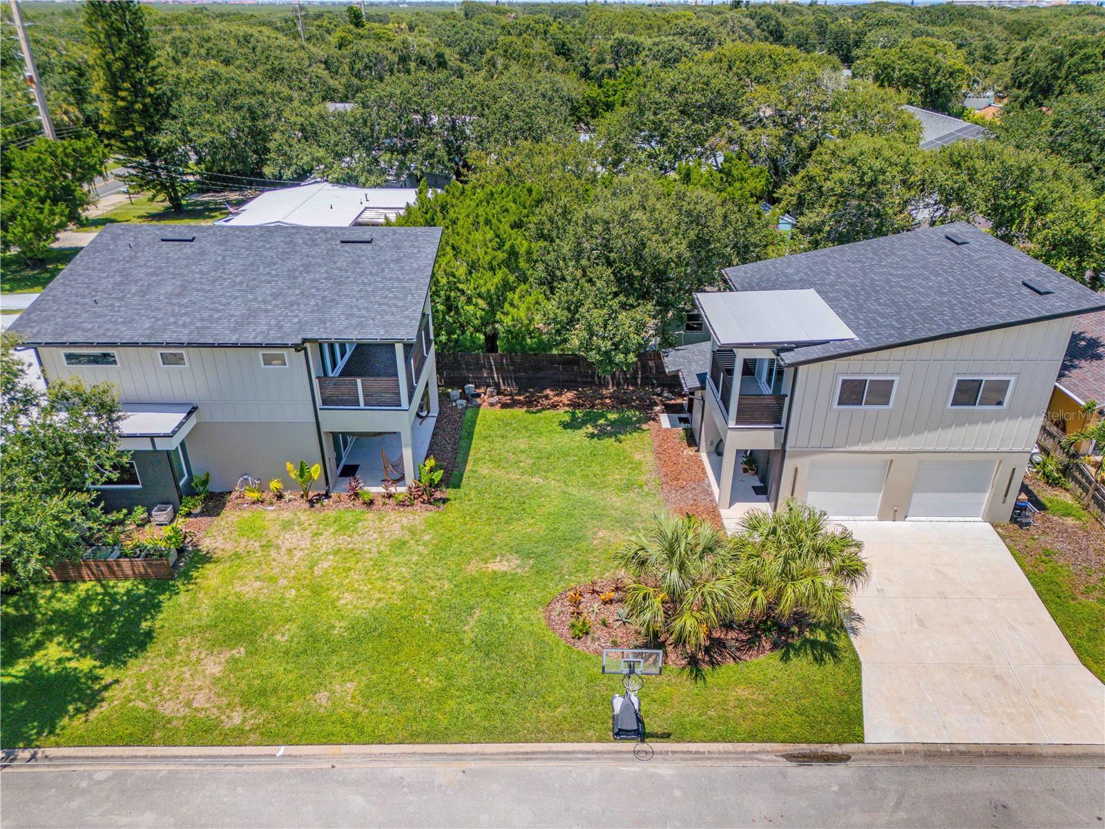 NEW SMYRNA BEACH - Residential