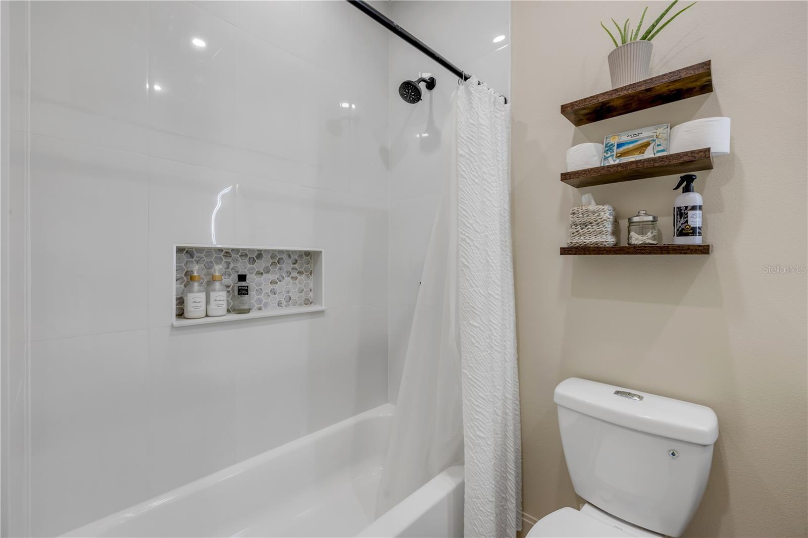 NEW SMYRNA BEACH - Residential