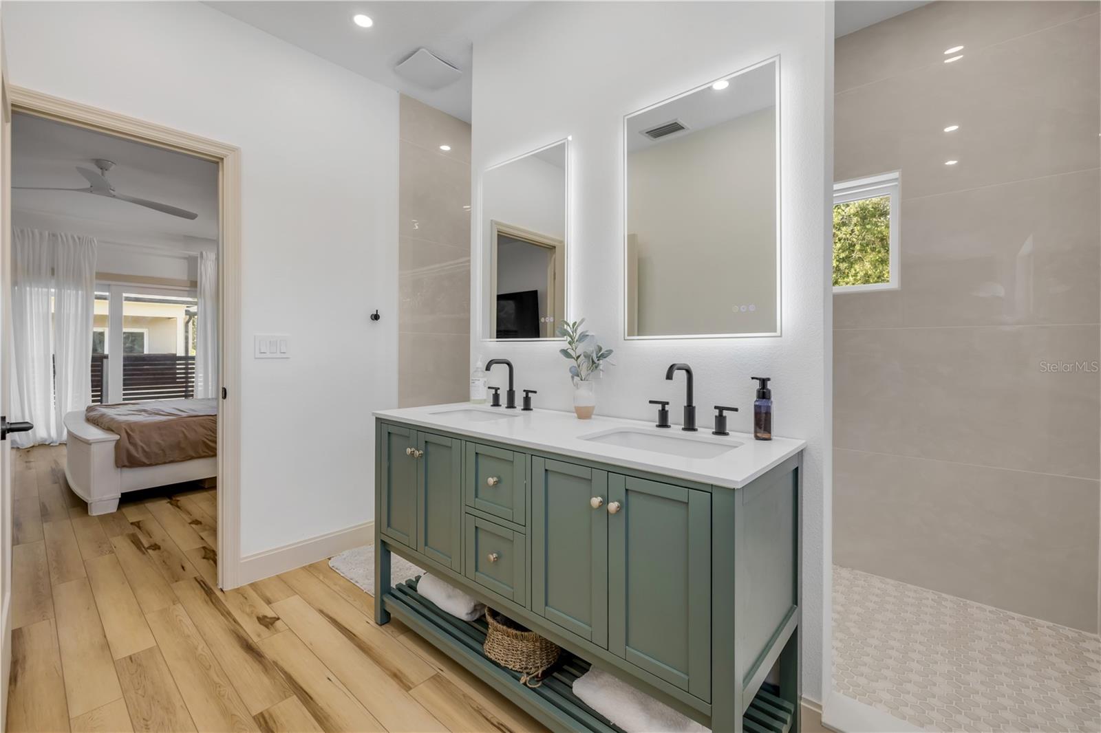 NEW SMYRNA BEACH - Residential