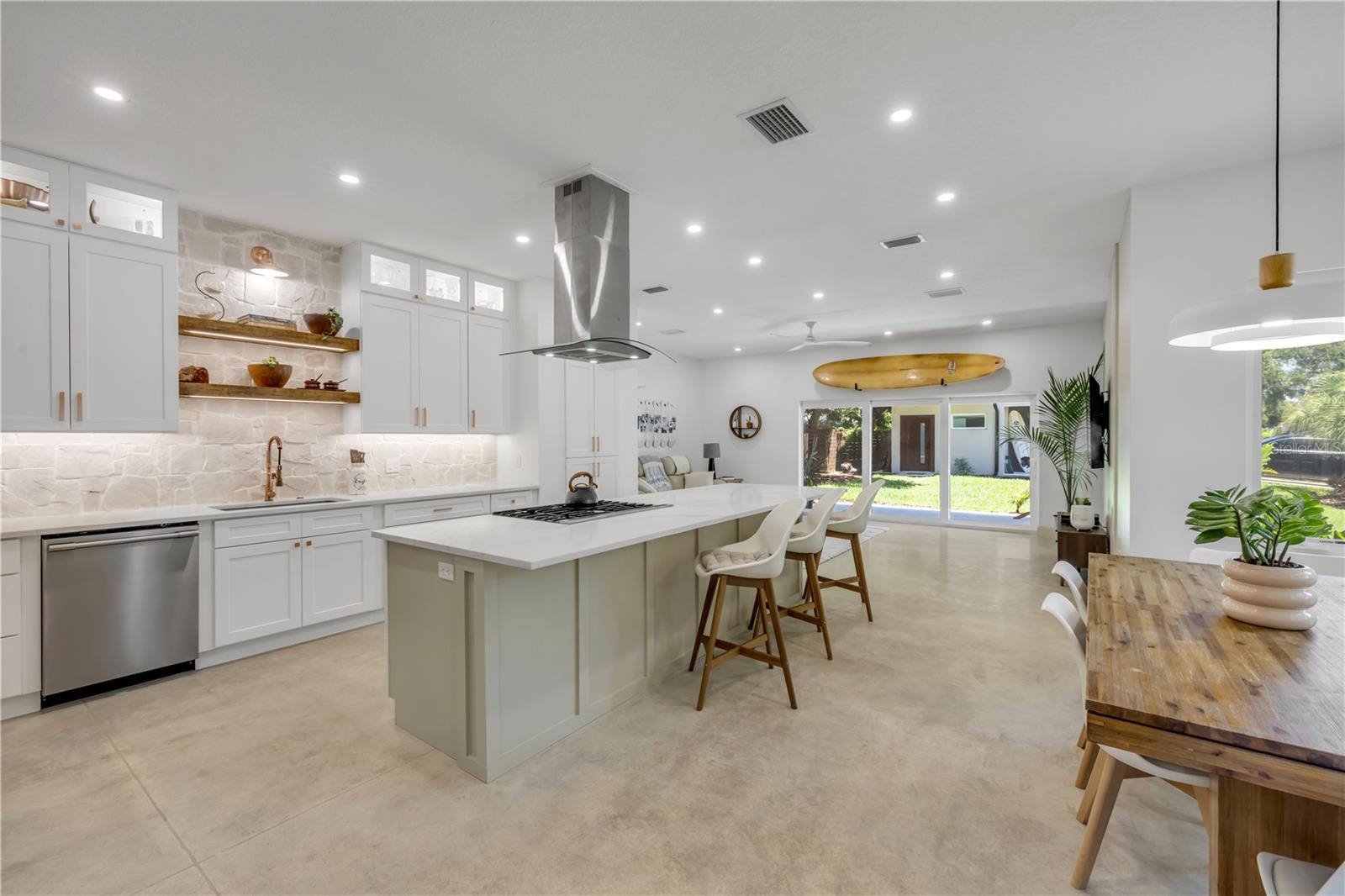 NEW SMYRNA BEACH - Residential