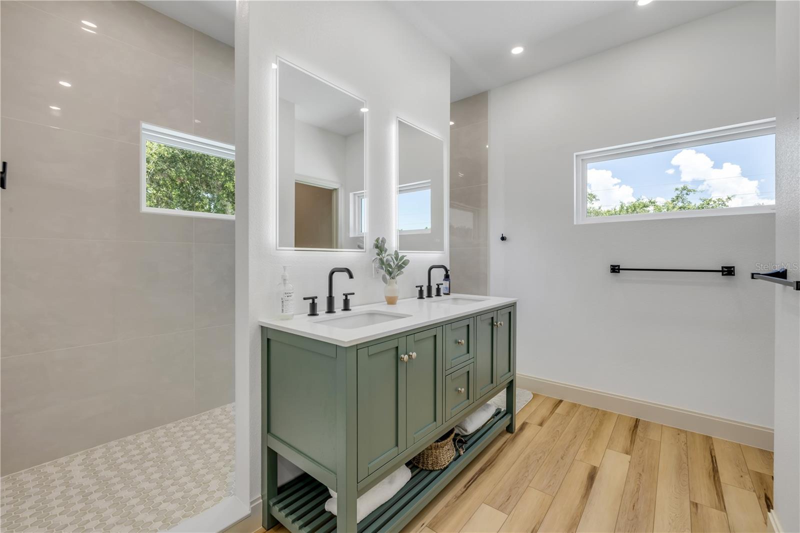 NEW SMYRNA BEACH - Residential