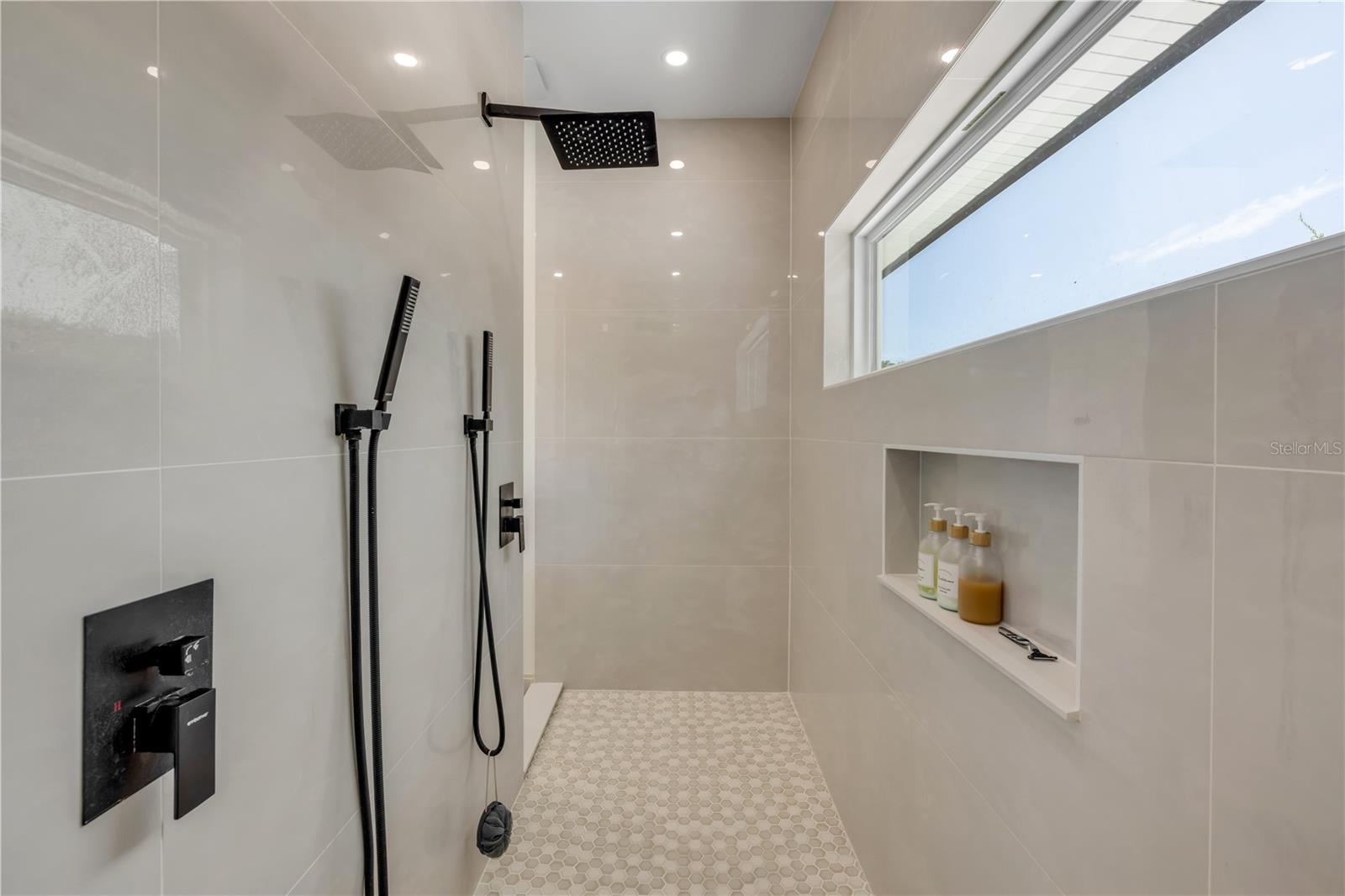 NEW SMYRNA BEACH - Residential