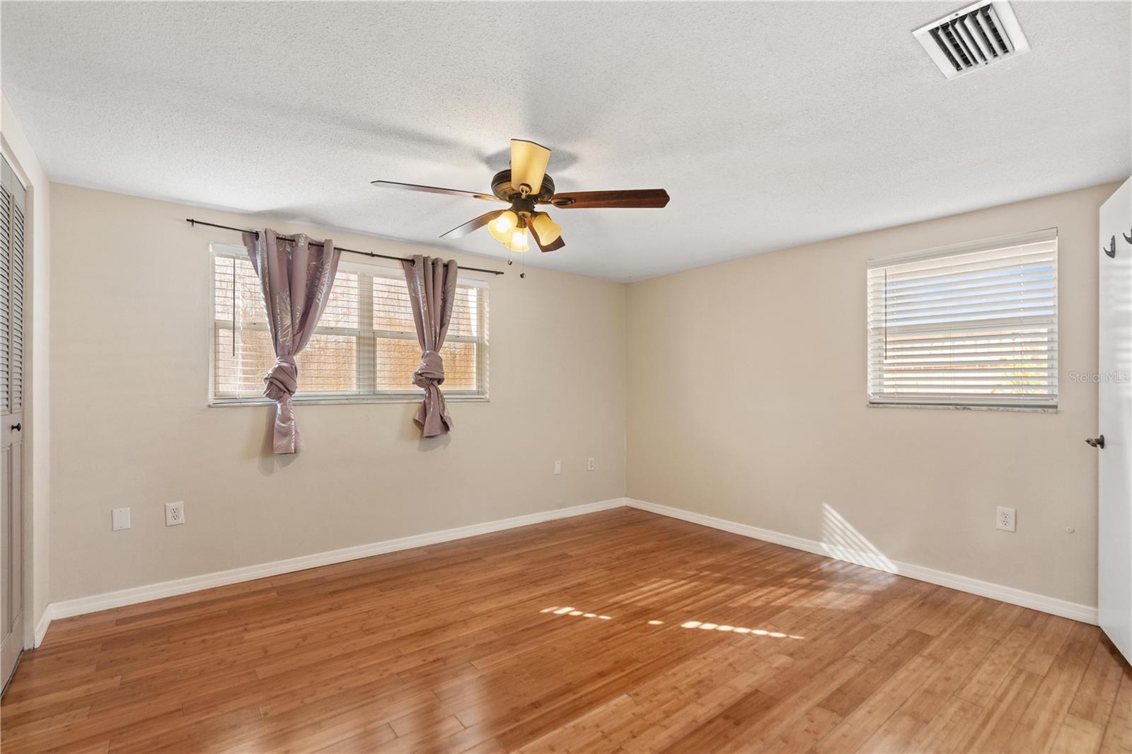 JASMINE LAKES - Residential