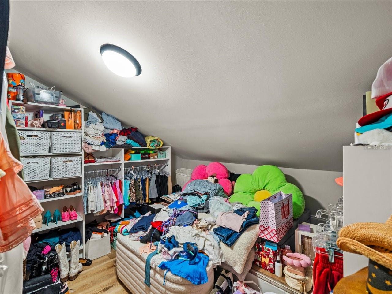 ANITA SUB - Residential