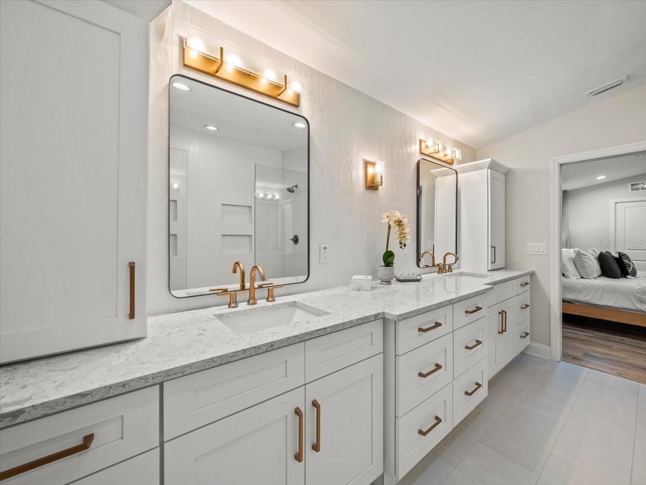 ANITA SUB - Residential