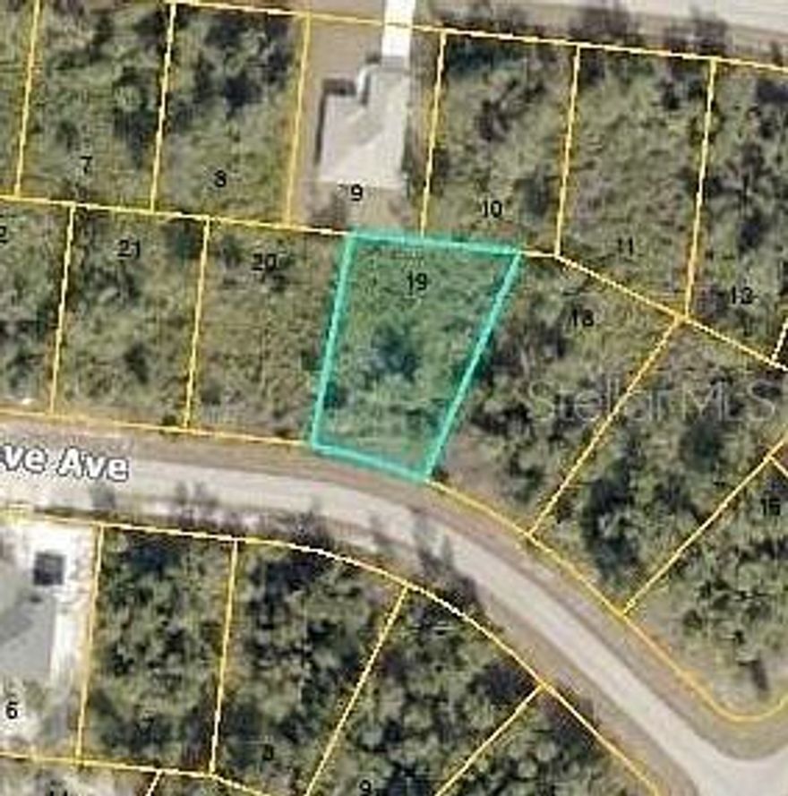 An excellent opportunity to build your home on this lot located in a growing area. It features access to typo of street, no HOA. it is not in a flood zone. Ideal for investment or residential construction.