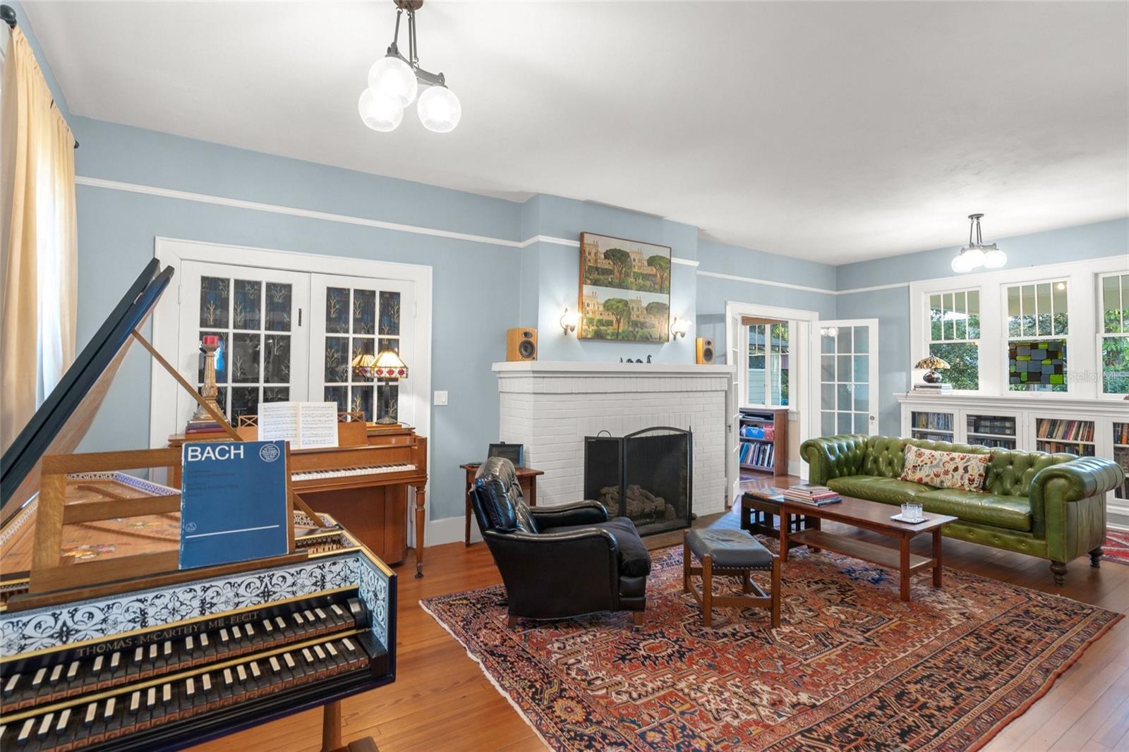 SARASOTA BAY PARK - Residential