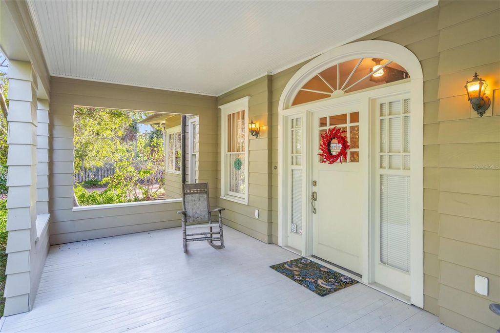 Photo of 2445 Alameda Avenue, Sarasota, FL 34234 (MLS # A4681432)