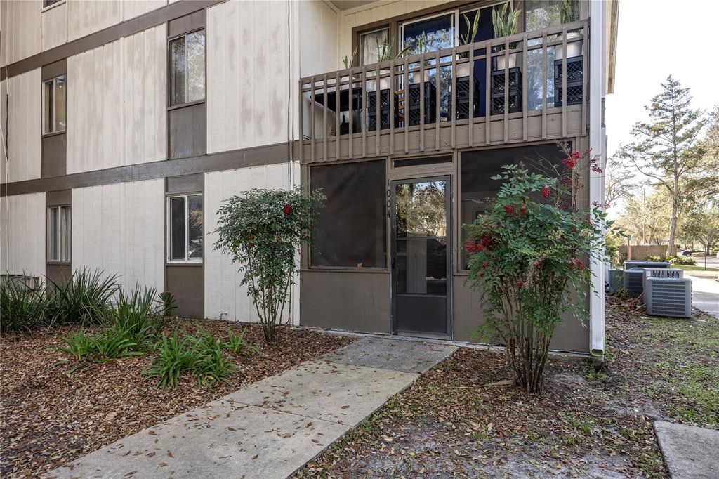 Photo of 6519 W Newberry Rd #1004, Gainesville, FL 32605 (MLS # GC537230)