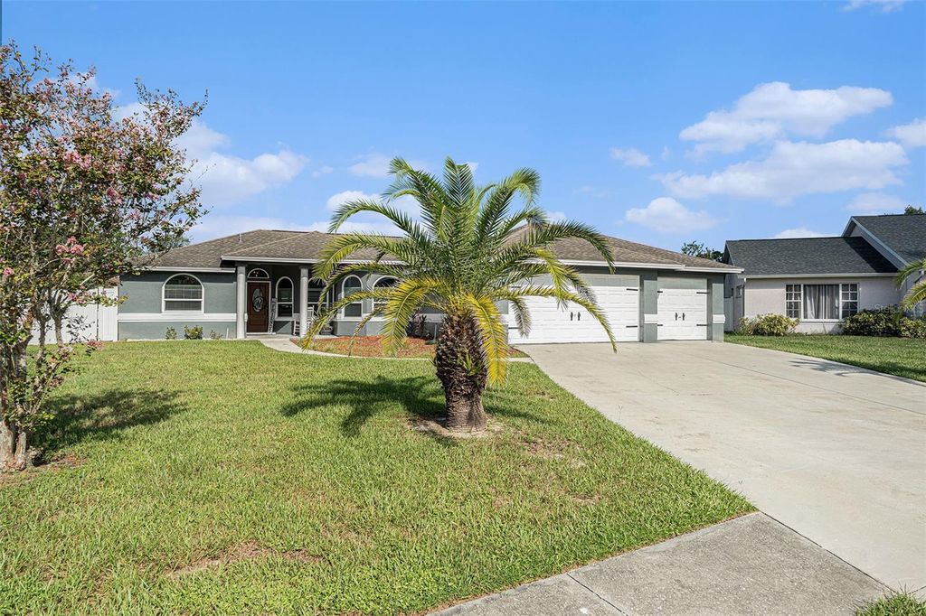 Photo of 1643 Lynsfield Court, Lutz, FL 33549 (MLS # TB8420252)