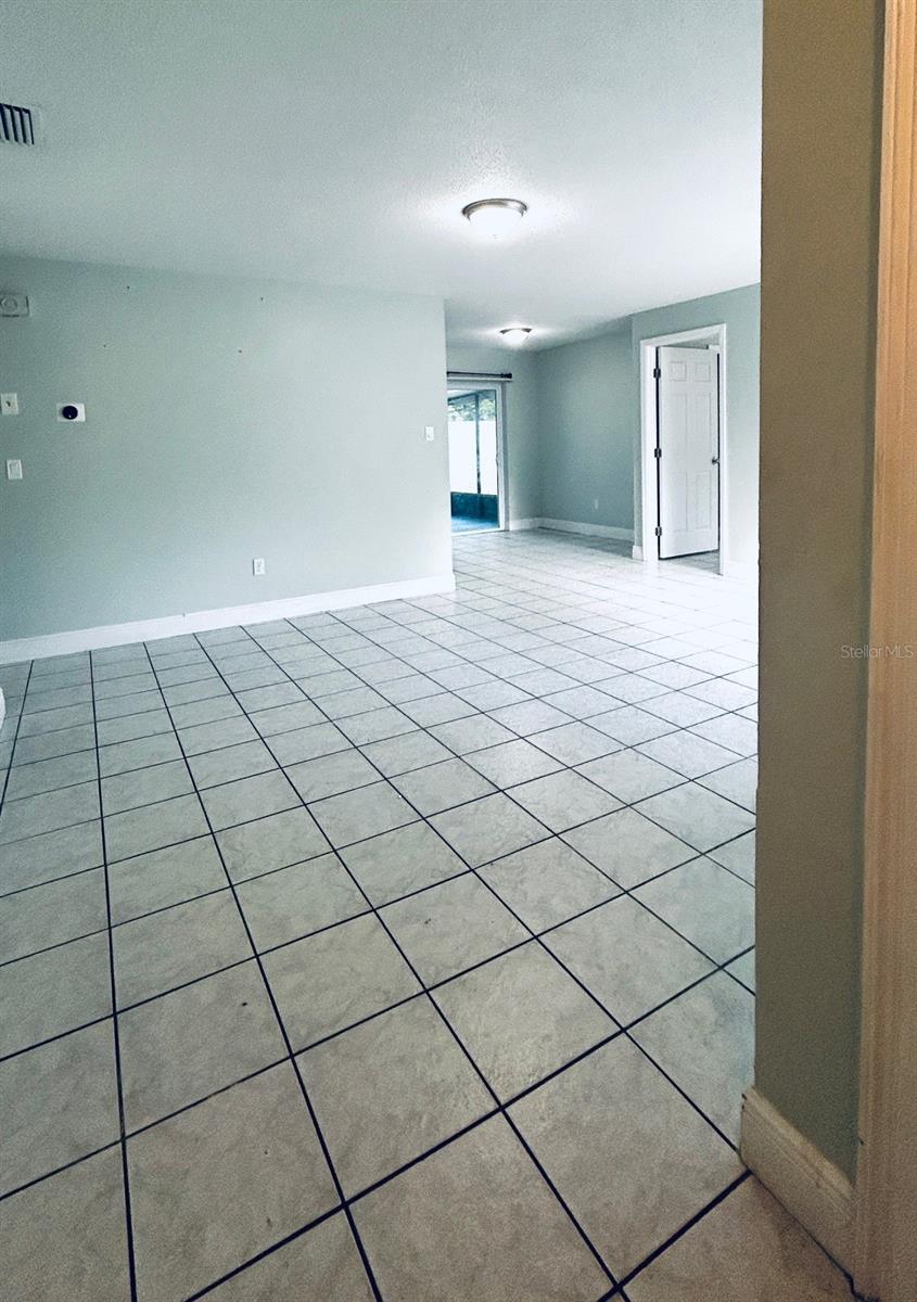 3404 FORESTDALE DRIVE