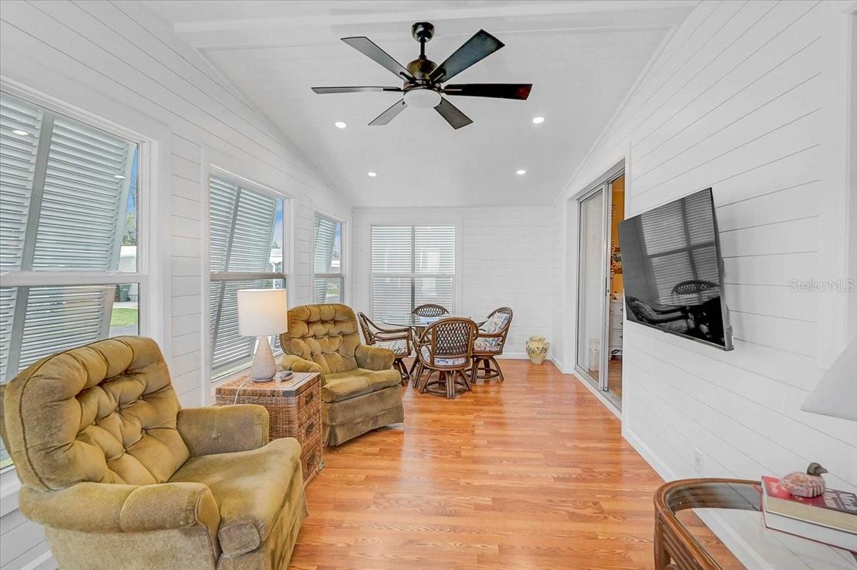 145 EDGEWOOD DRIVE, OSPREY, FL, 34229 4 145 EDGEWOOD DRIVE