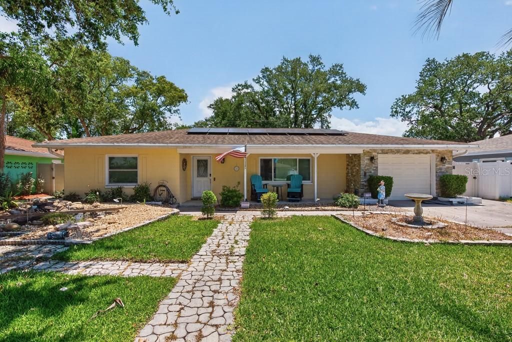 Photo of 657 Marjon Avenue, Dunedin, FL 34698 (MLS # TB8501683)