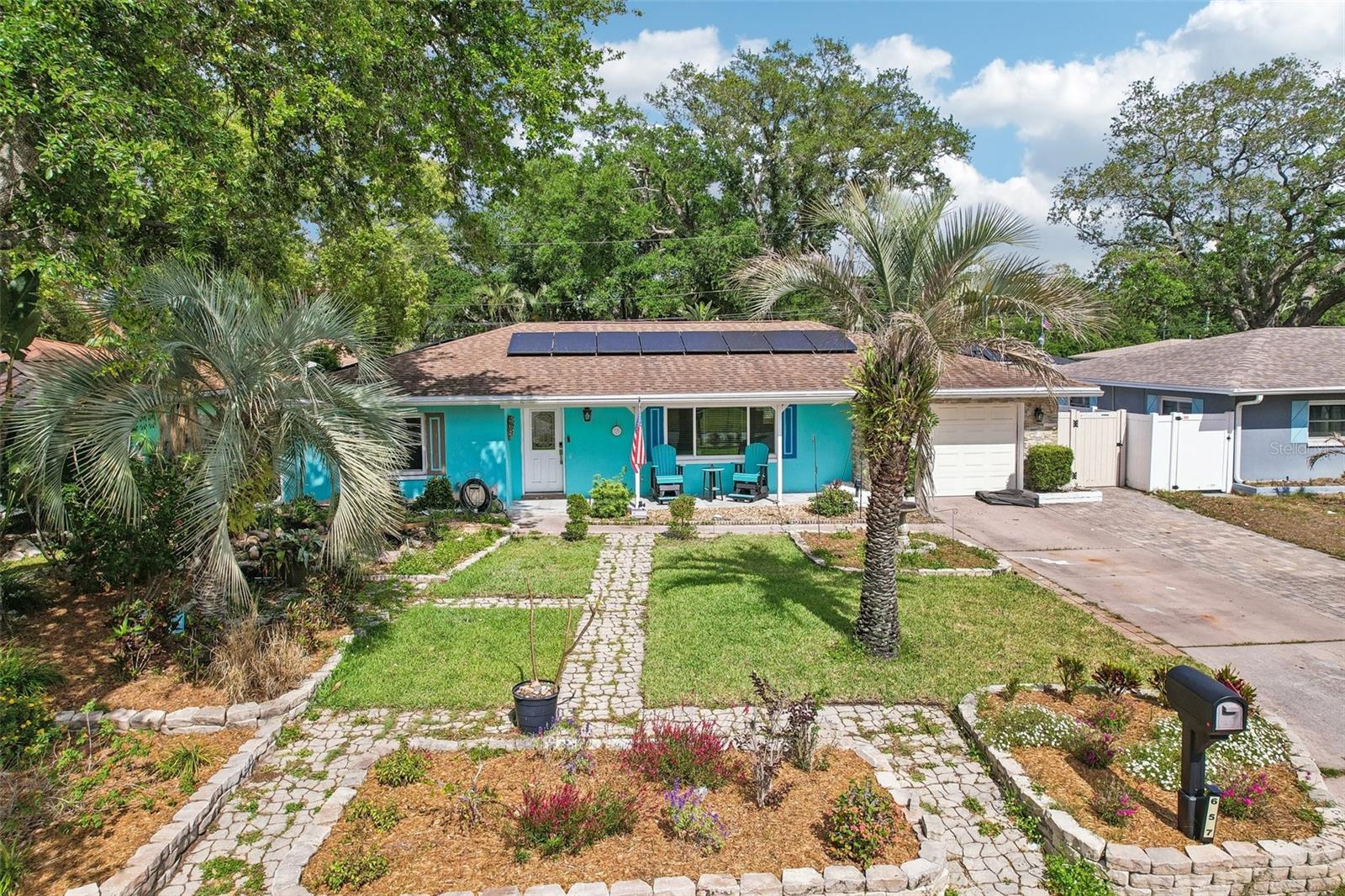 DUNEDIN MANOR 1ST ADD - Residential