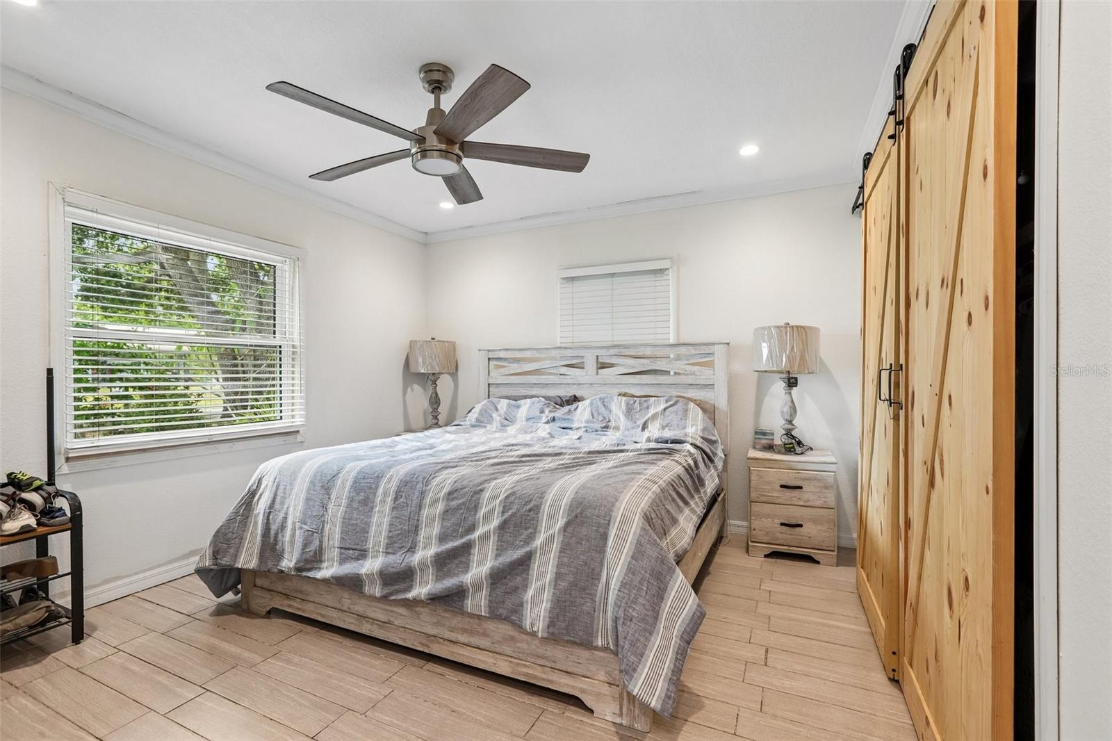 DUNEDIN MANOR 1ST ADD - Residential