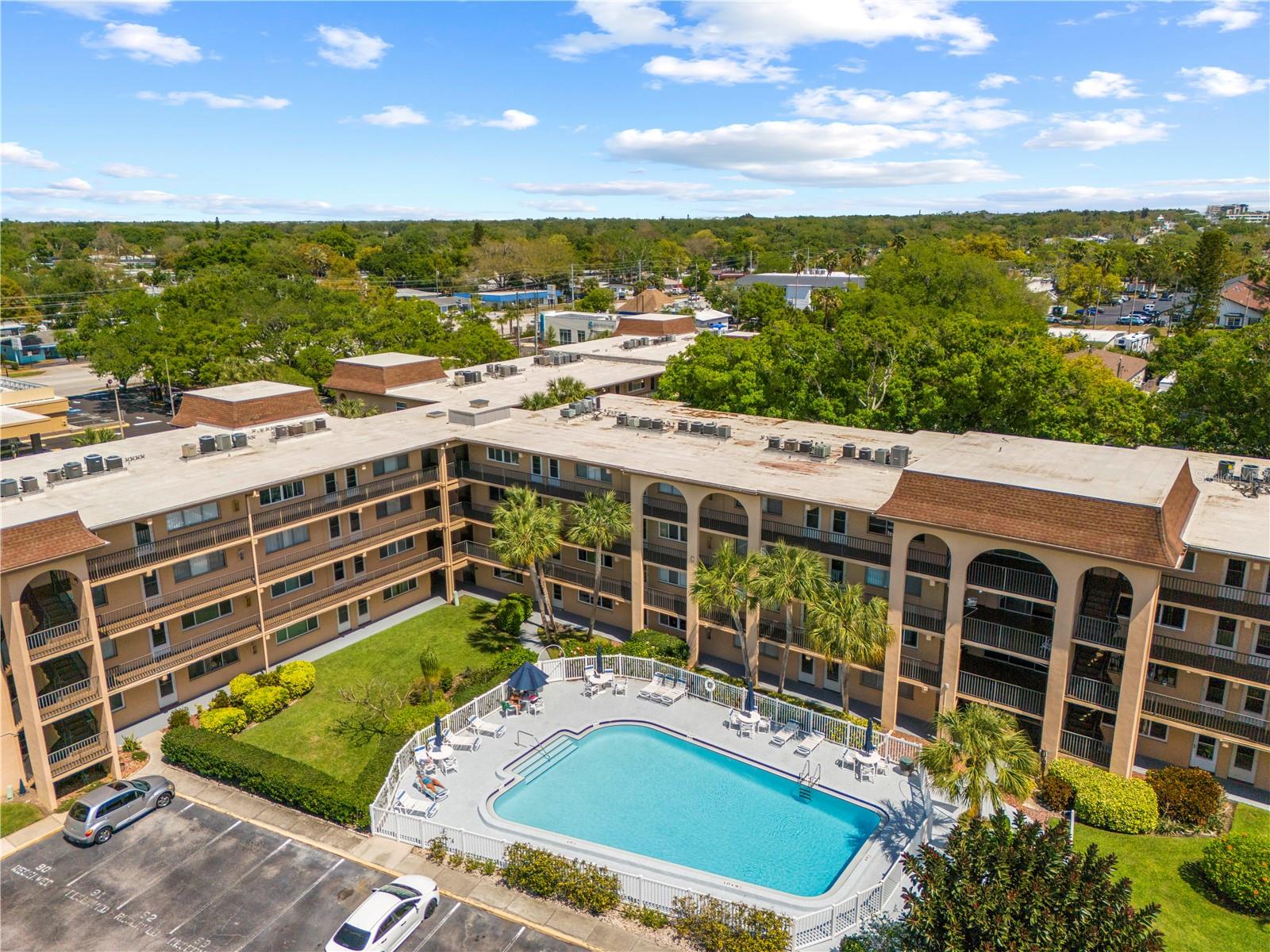 2525 W BAY DRIVE C21