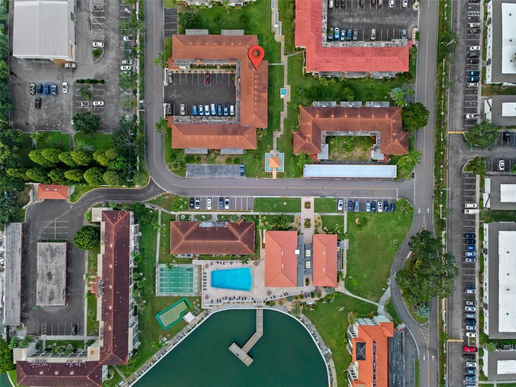 Photo of 19029 Us Highway 19 N #6-16, Clearwater, FL 33764 (MLS # W7879212)