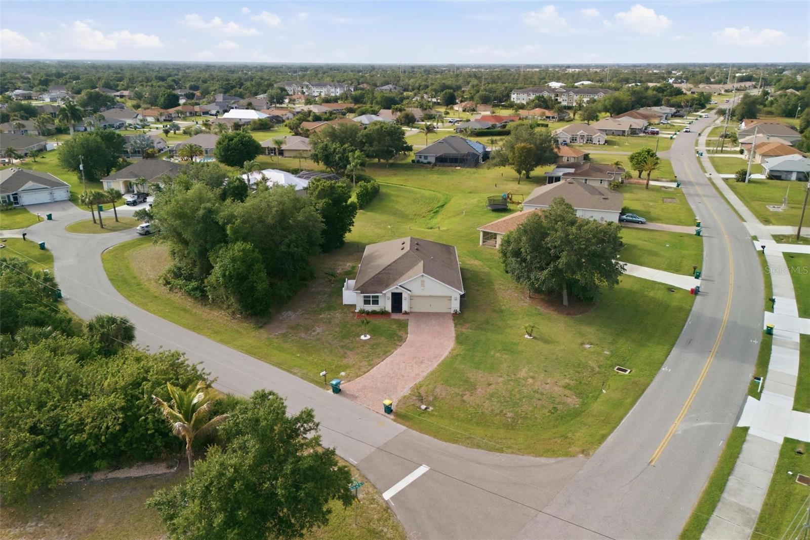 PUNTA GORDA ISLES SEC 20 - Residential