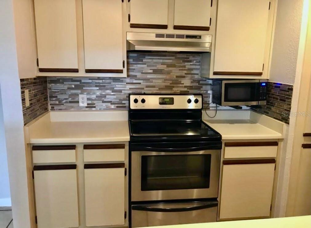 REGENCY GARDENS - Residential