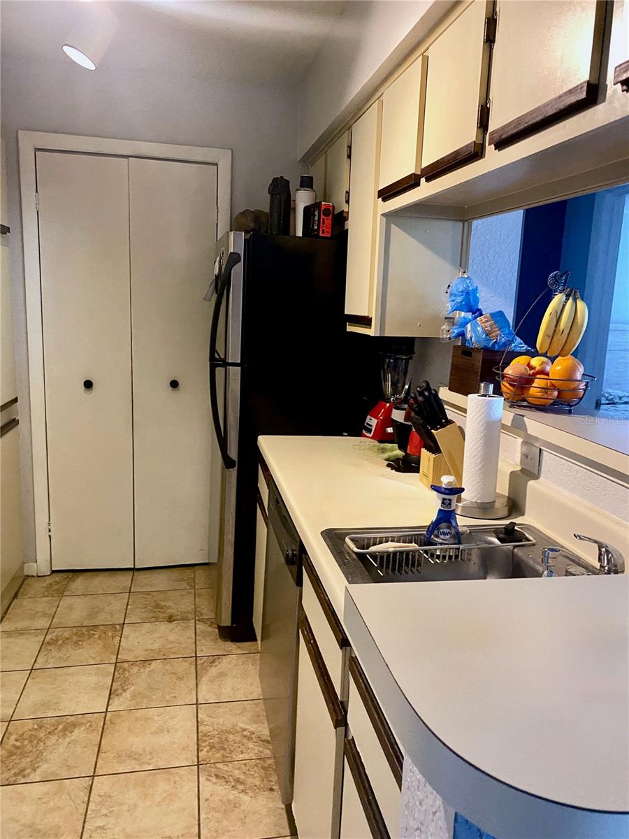 REGENCY GARDENS - Residential