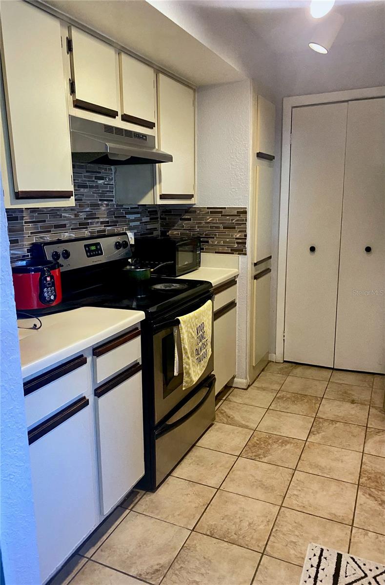 REGENCY GARDENS - Residential