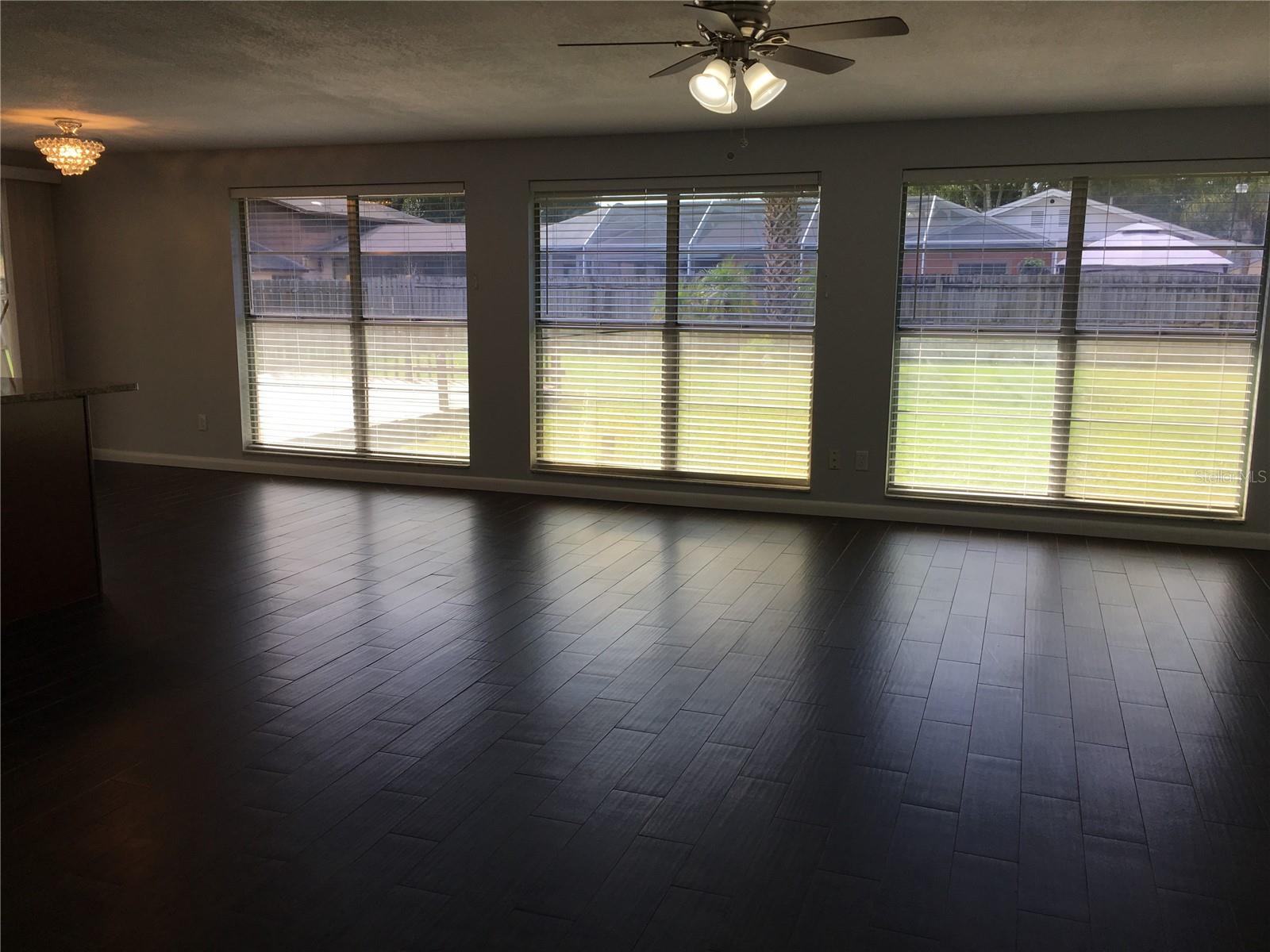 TOWNN COUNTRY PARK UN 32 - Residential Lease