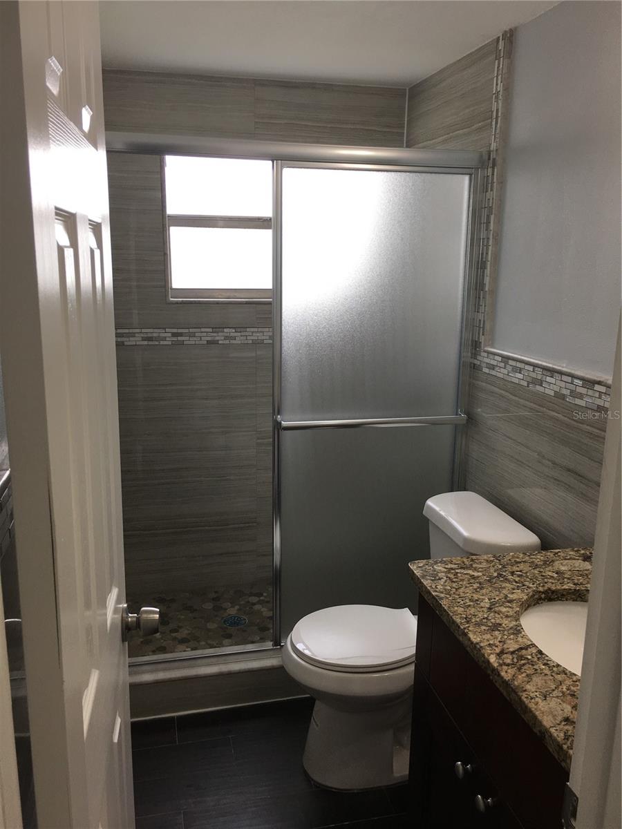 TOWNN COUNTRY PARK UN 32 - Residential Lease