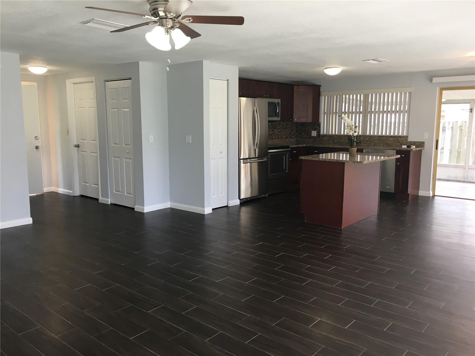 TOWNN COUNTRY PARK UN 32 - Residential Lease