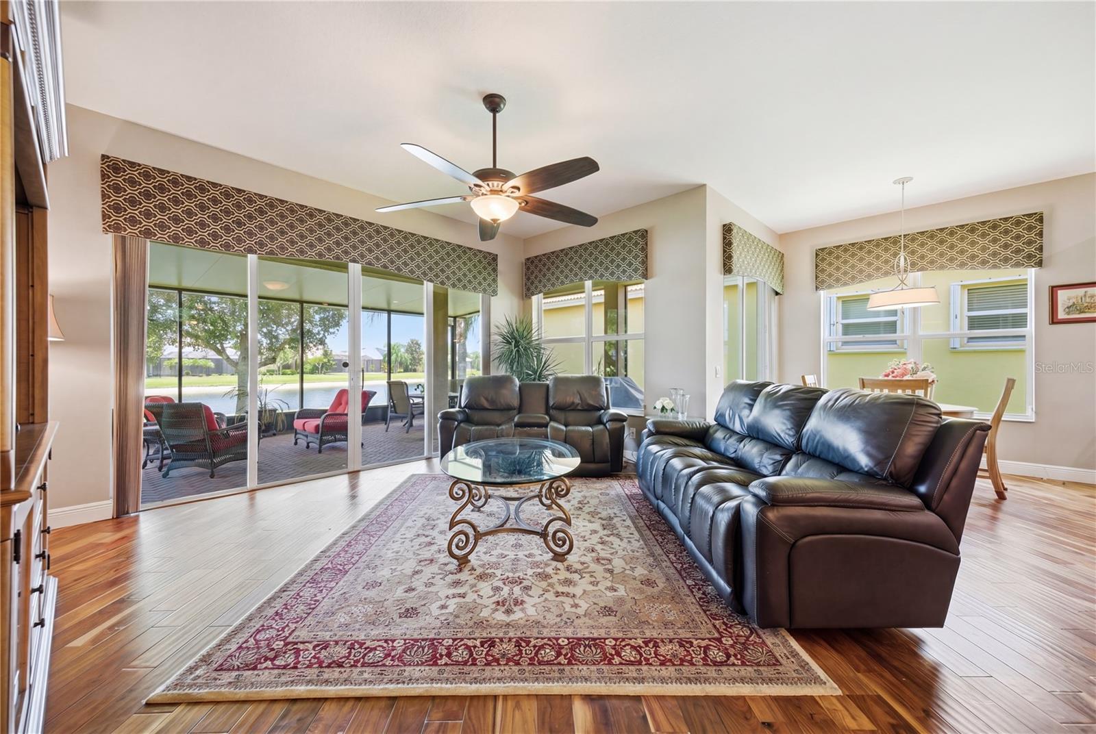 VALENCIA LAKES TR J PH 1 - Residential