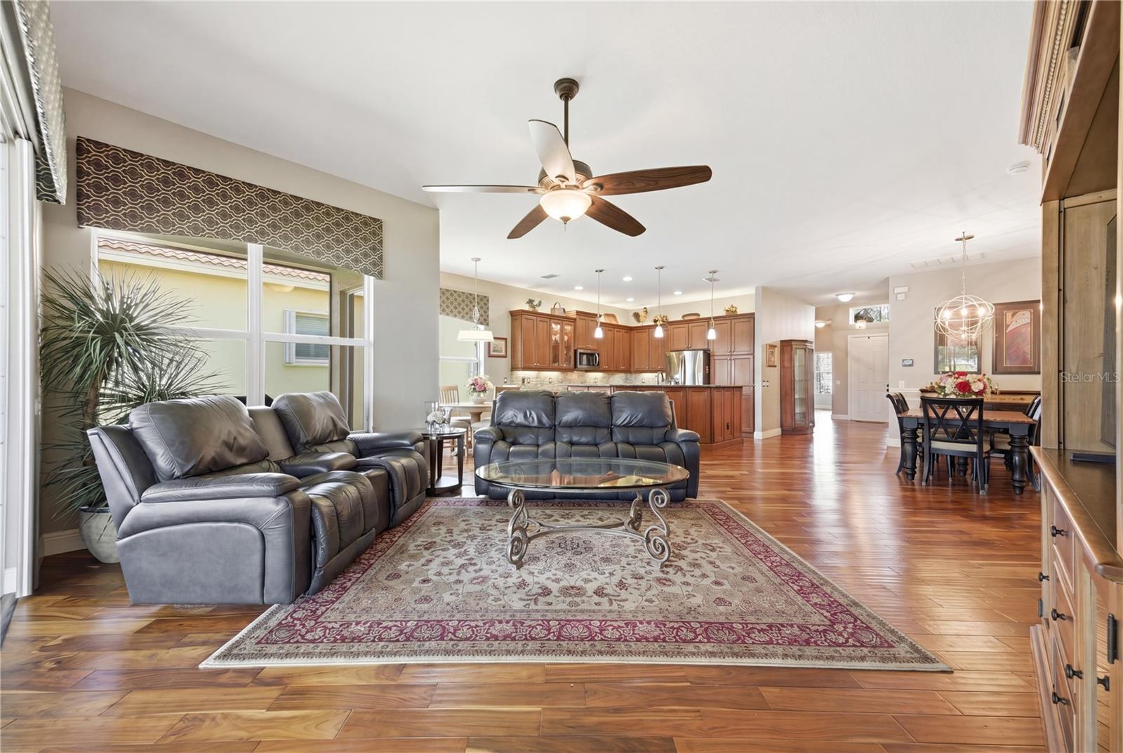 VALENCIA LAKES TR J PH 1 - Residential