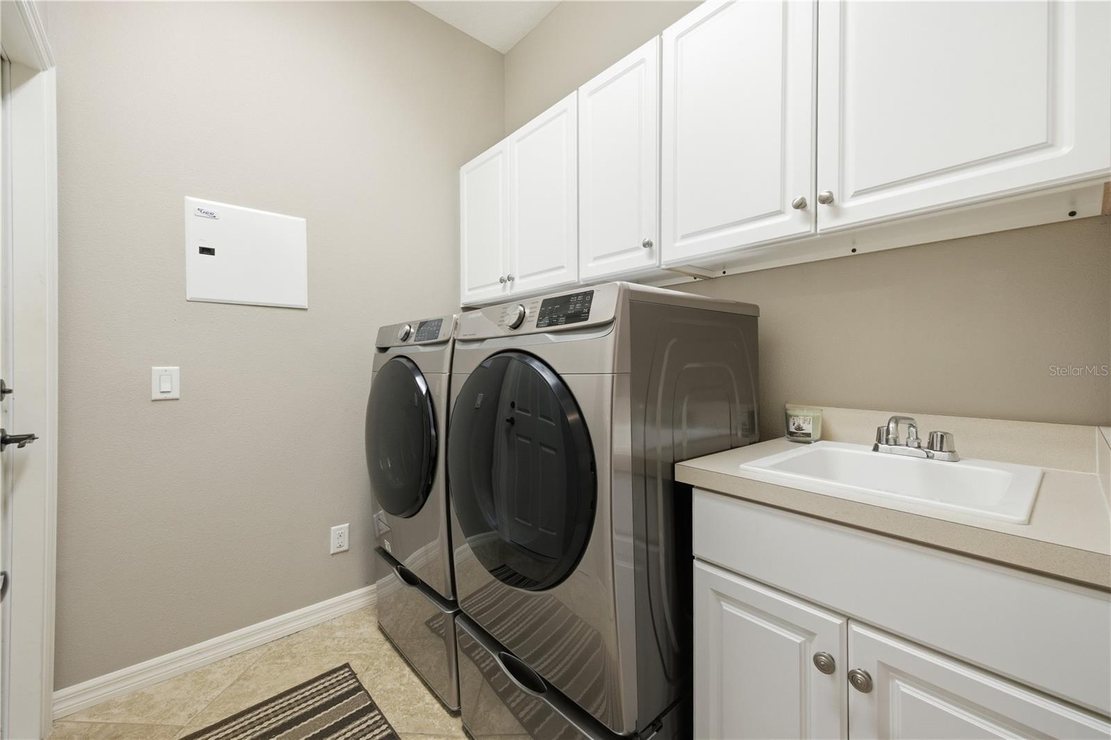 VALENCIA LAKES TR J PH 1 - Residential
