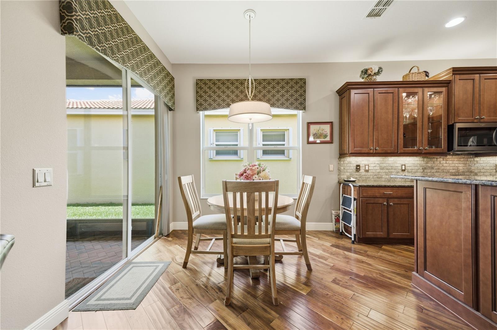 VALENCIA LAKES TR J PH 1 - Residential