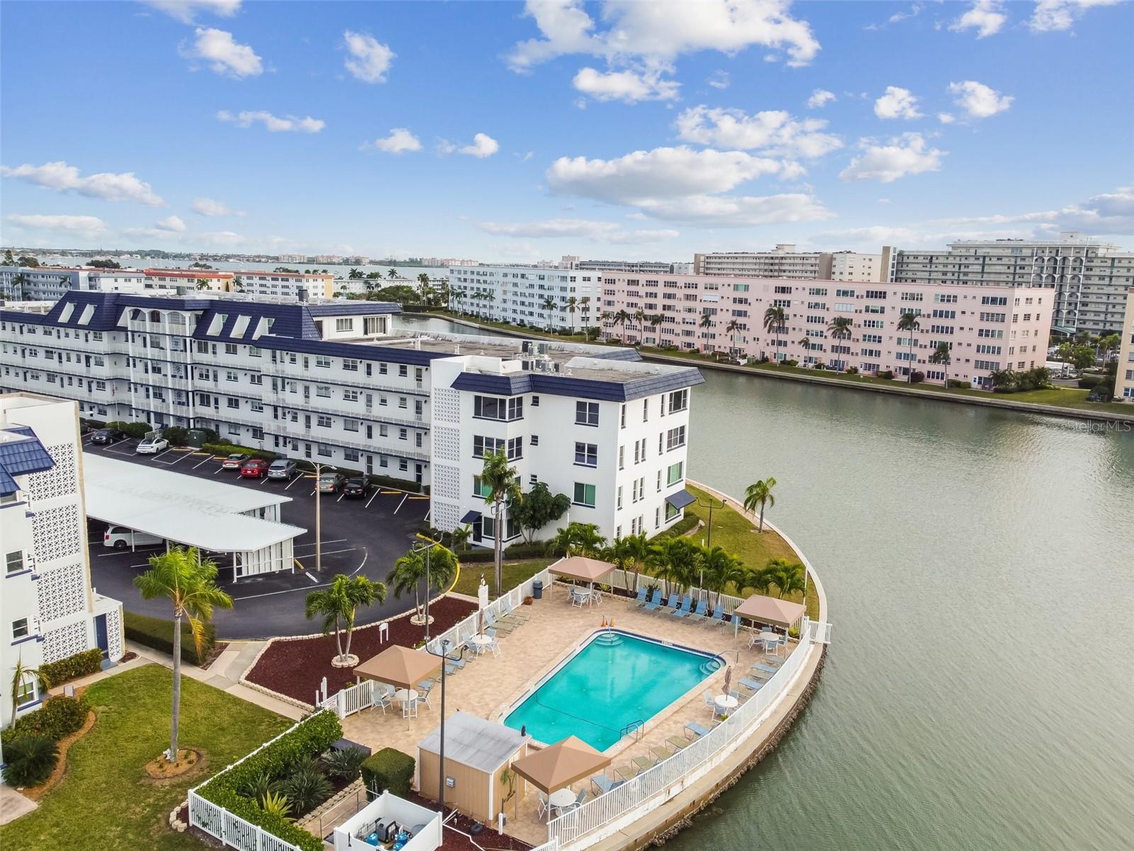 5960 30TH AVENUE S 414