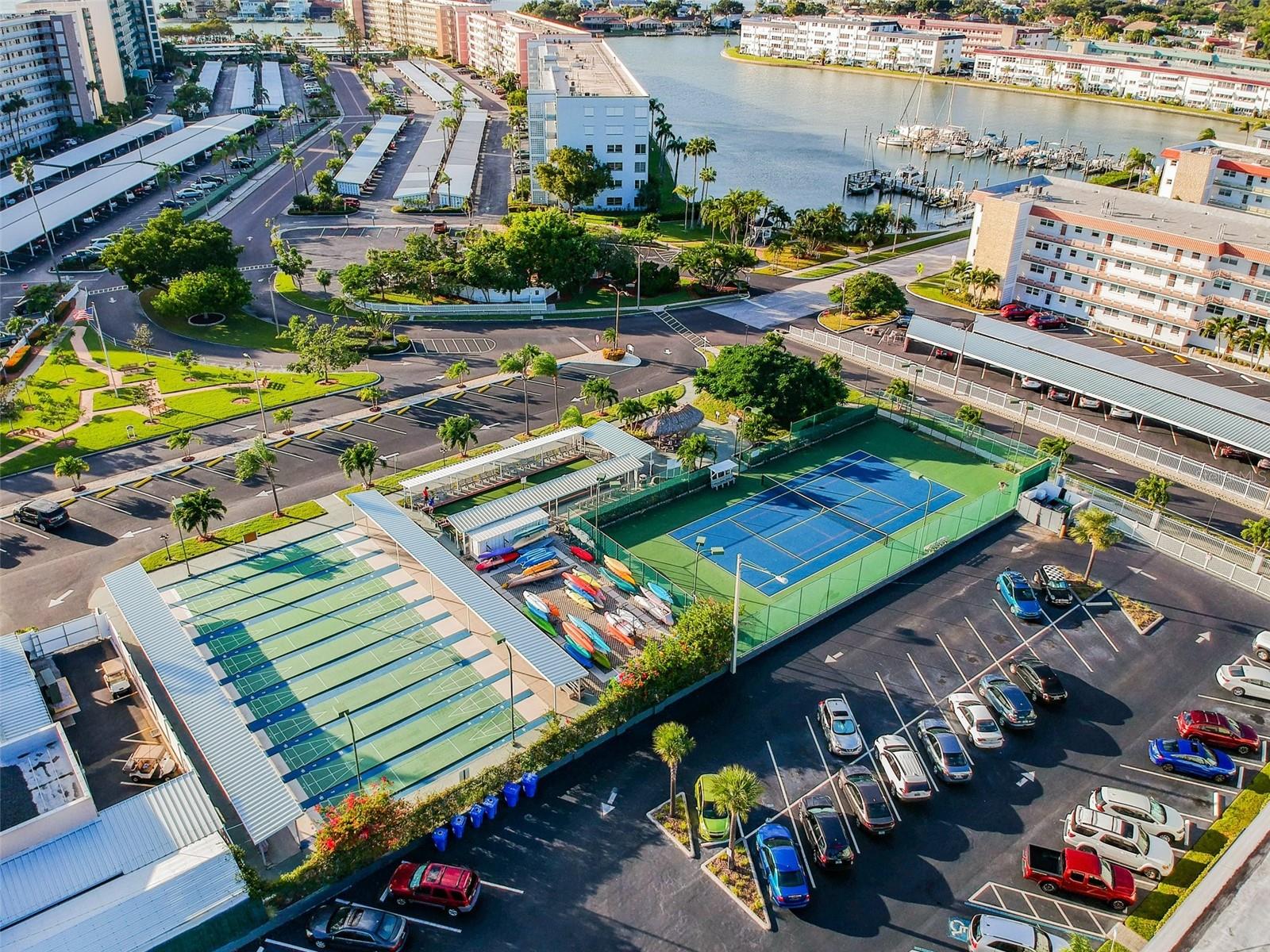 TOWN SHORES OF GULFPORT - Residential