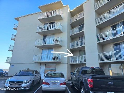 Condominium in DAYTONA BEACH FL 1233 ATLANTIC AVENUE 25.jpg