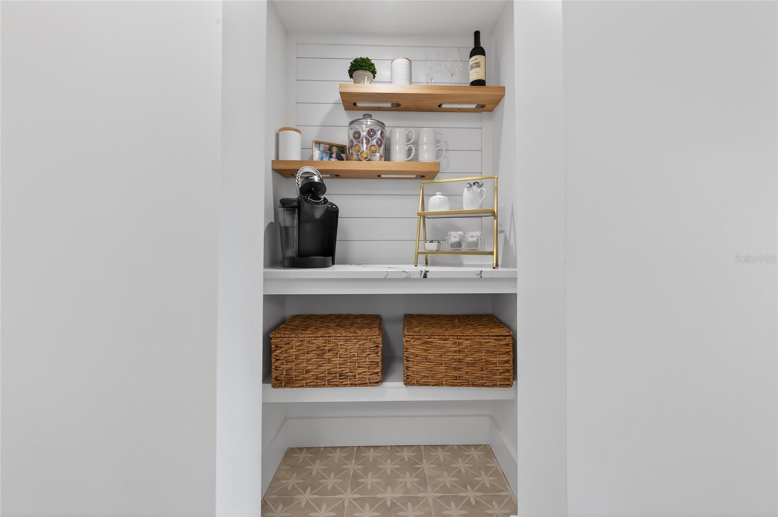 SEA COAST GARDENS 02 CONDO - Residential