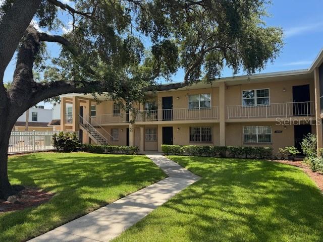 Beautiful 1 bedroom 1 bathroom Condo located in a prime Tampa location approx across from Saint Josephs Hospital, features tile floors through out, large floor plan, updated bathroom and kitchen with granite counters. community pool and much more.