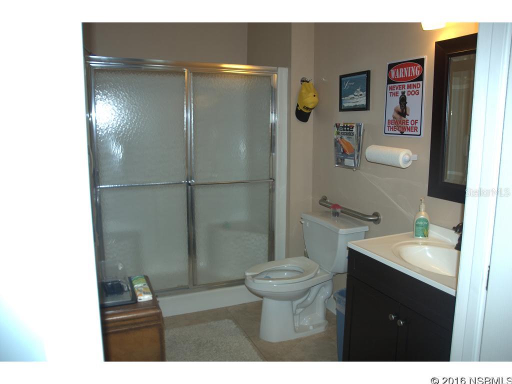 In-Flight Hangar Condo - Commercial Sale