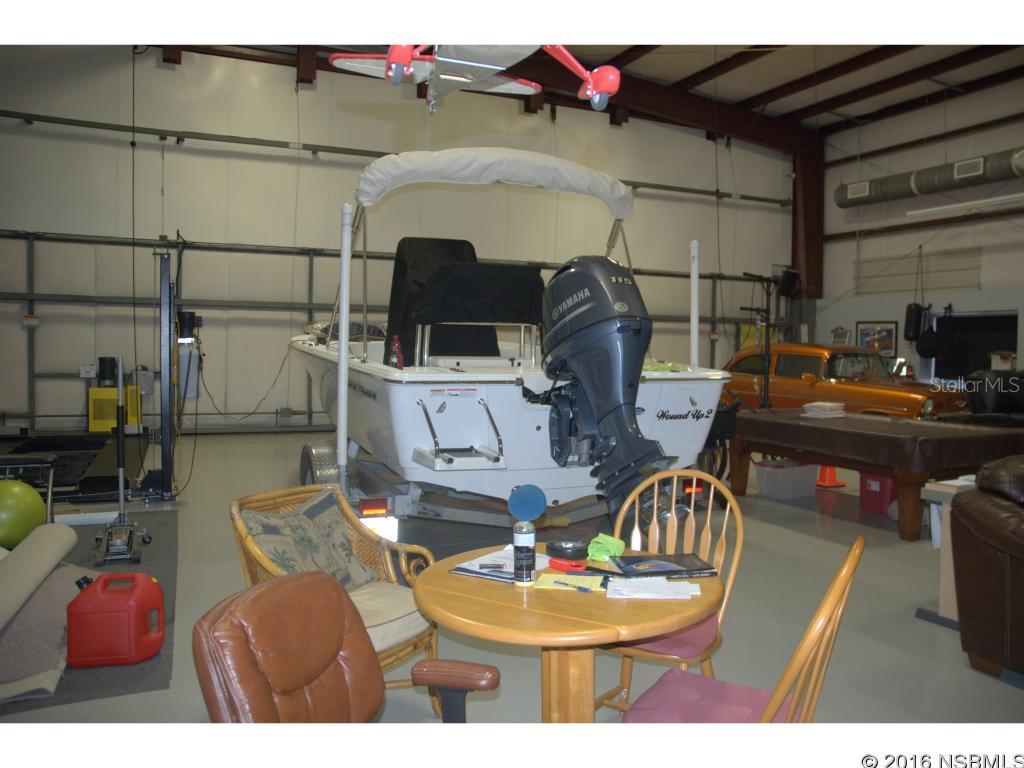 In-Flight Hangar Condo - Commercial Sale